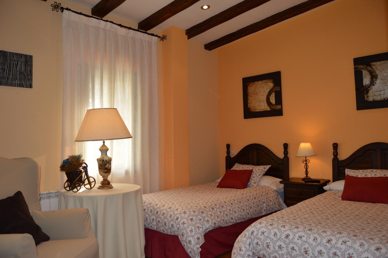 Posada Rural La Flor Las Navas Del Marques Εξωτερικό φωτογραφία